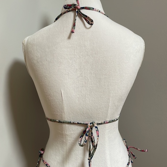 Triangle Bikini Tie Top & Bikini Tie Bottoms, Floral, Size 10 top & 8 bottom - Picture 11 of 15